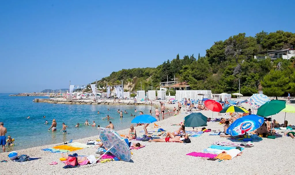 Luxury Beach Front Apt With Seaside View And Free Parking Split Apartment